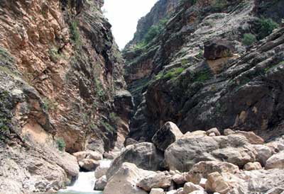 دره دسترسی به آبشار شوی یا تله زنگ